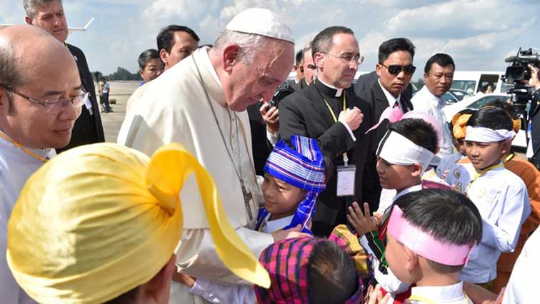 Pope Francis held talks on Monday with Myanmar's military chief at the start of a delicate visit to a majority-Buddhist country that the United States has accused of "ethnic cleansing" against its Muslim Rohingya people.