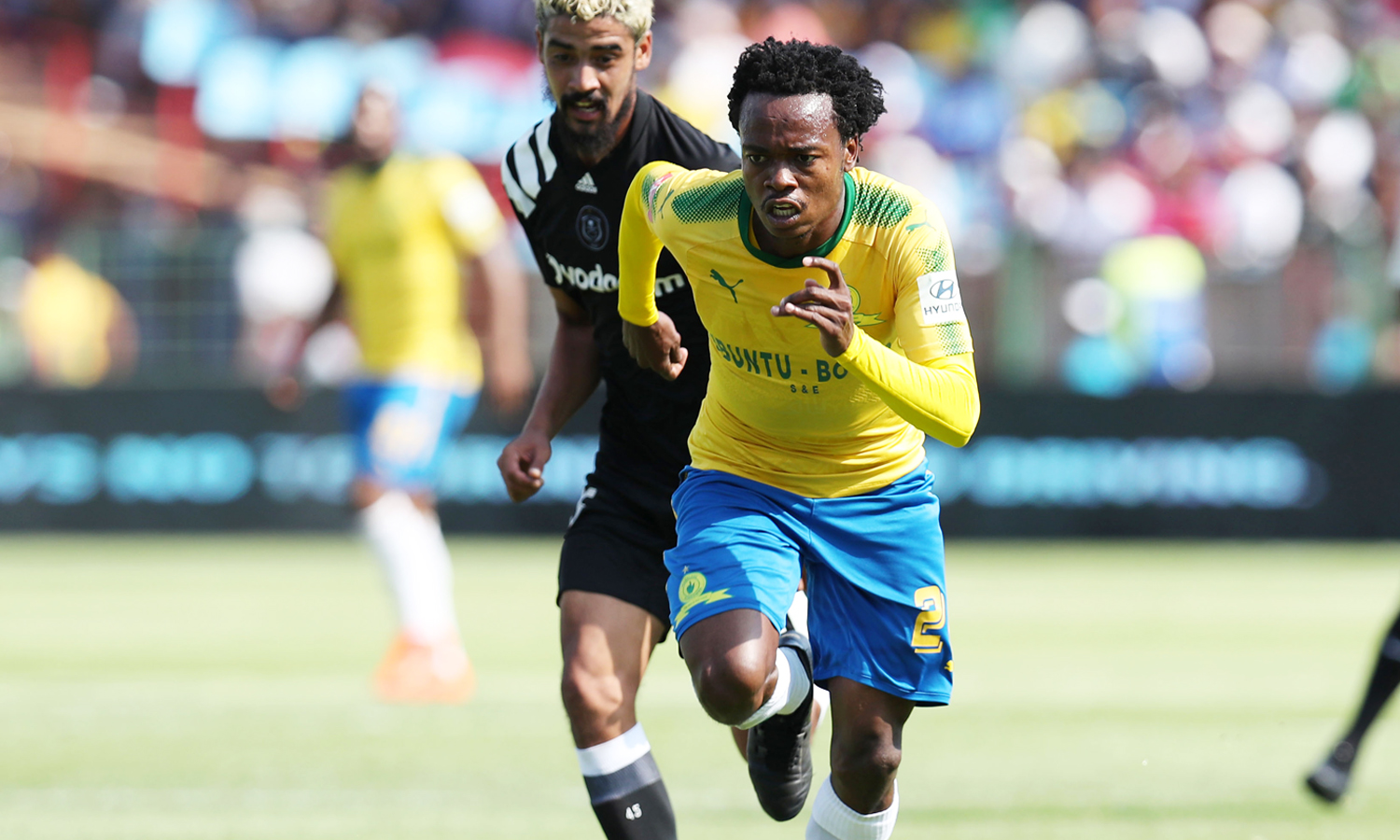 Mamelodi Sundowns attacking midfielder Percy Tau has been named as the Player of the Month for December following his sterling performance.