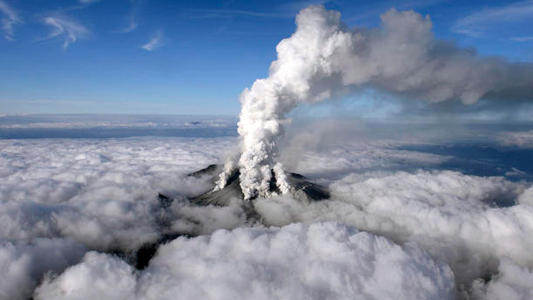 Picture of the Mount Ontake eruption in 2014.