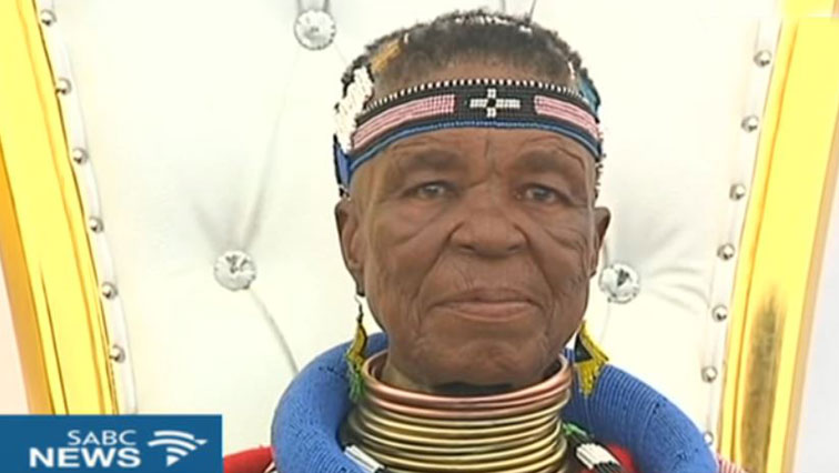 As a national icon and custodian of heritage Esther Mahlangu has been honoured with awards and medals by Government many times, and by more than one South African president.