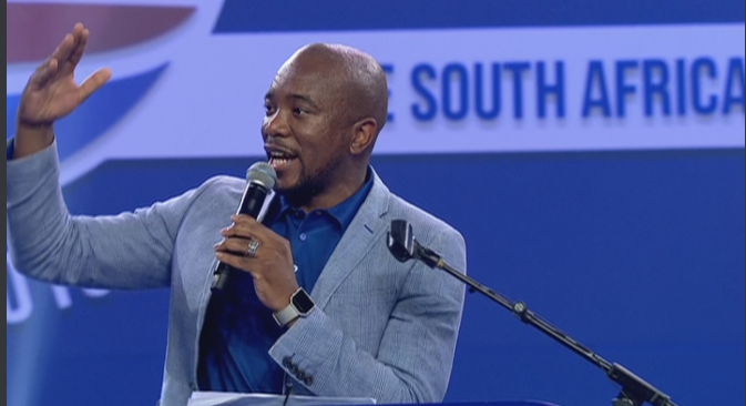 Mmusi Maimane says he has confidence into the new leadership of the DA.