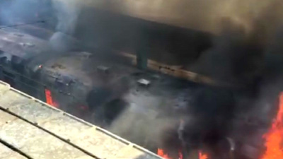 At least 12 train carriages were gutted in Paadeneiland in Cape Town.