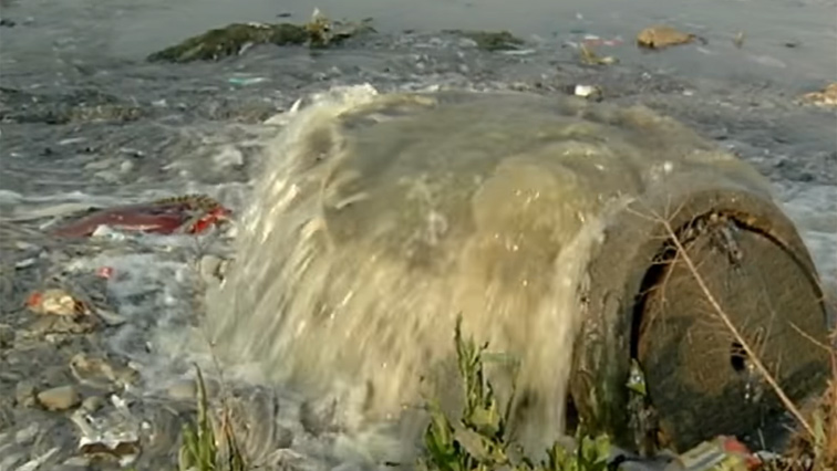 Maokeng residents say the spilling sewage is affecting their health negatively.