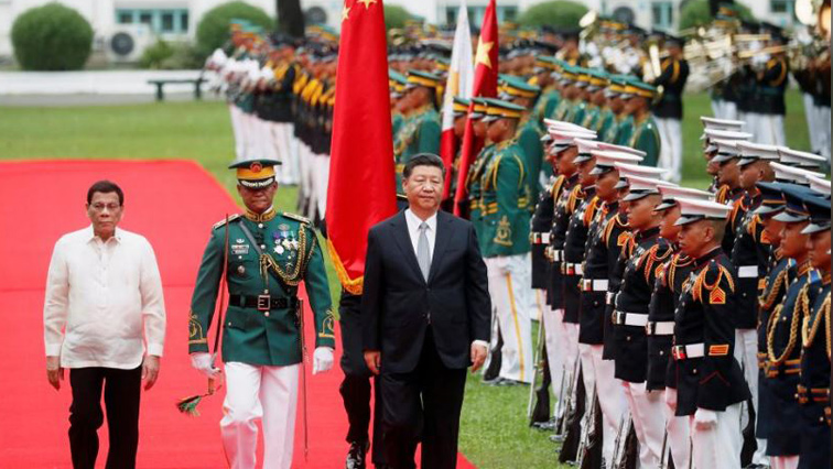 Philippines President Rodrigo Duterte and Chinese leader Xi Jinping
