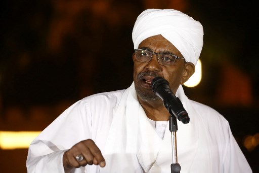 Sudanese President Omar al-Bashir delivers a speech at the presidential palace in the capital Khartoum on January 3, 2019.