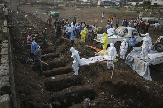 Ebola victims burial