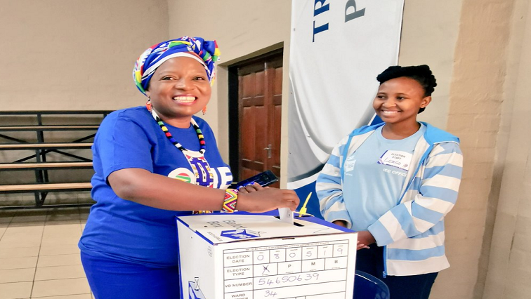 DA Mpumalanga Premier Candidate Jane Sithole encouraged voters to go to the polling stations to vote in order to give a mandate to the party of their choice.