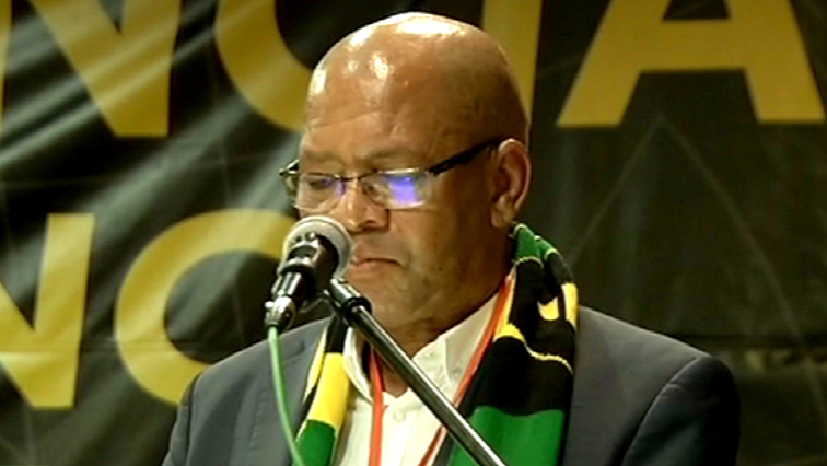 The Limpopo Premier Stan Mathabatha says government is concerned about the effect of court battle over the Vha-Venda kingship.