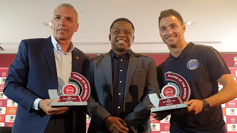 Kaizer Chiefs head coach Ernst Middendorp receives the Absa Premiership Coach of the Month award.