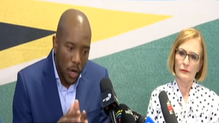 Mathekga says there is a possibility of Zille overwhelming Maimane's leadership