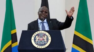 Tanzania's President John Magufuli addresses a news conference during his official visit to Nairobi.