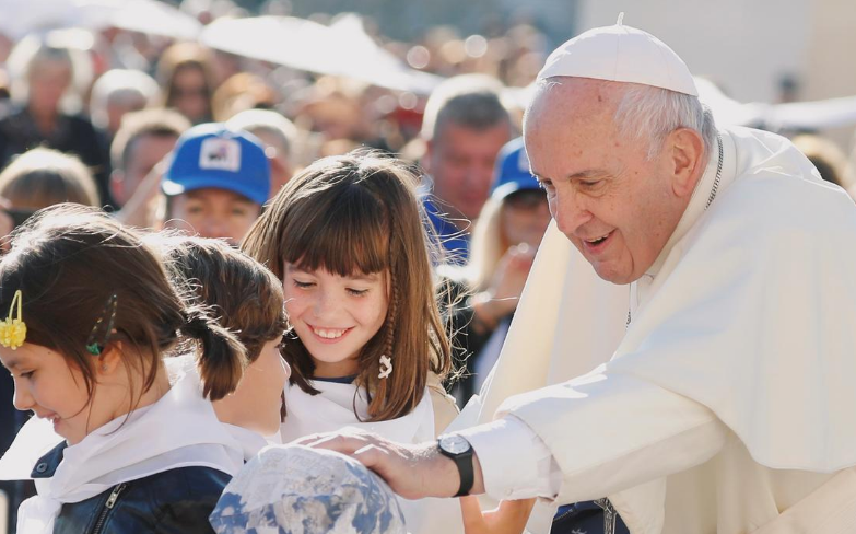 Pope Francis urged computer engineers to strengthen ways of using AI and algorithms to protect children on the internet.