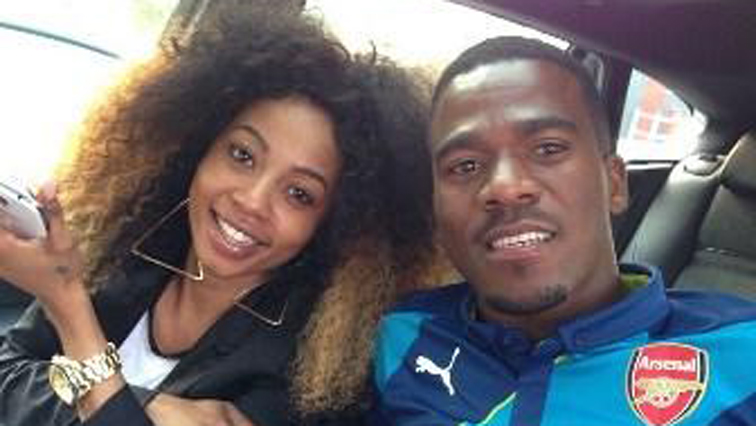 Senzo Meyiwa was gunned down in the presence of his girlfriend, Kelly Khumalo, and family members.