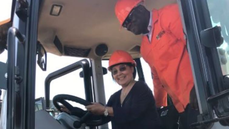 Public Works Minister Patricia De Lille unveiled new road construction and maintenance equipment in Mahikeng worth R28 million.