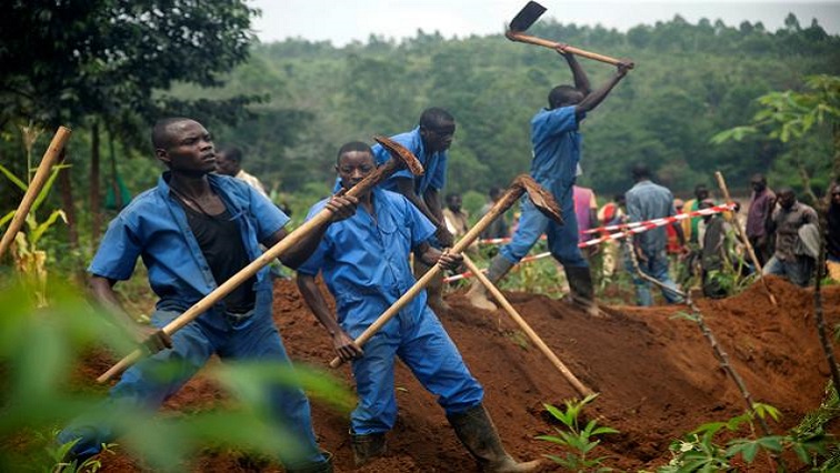 Burundi’s population is divided between the Tutsi and Hutu ethnic groups.