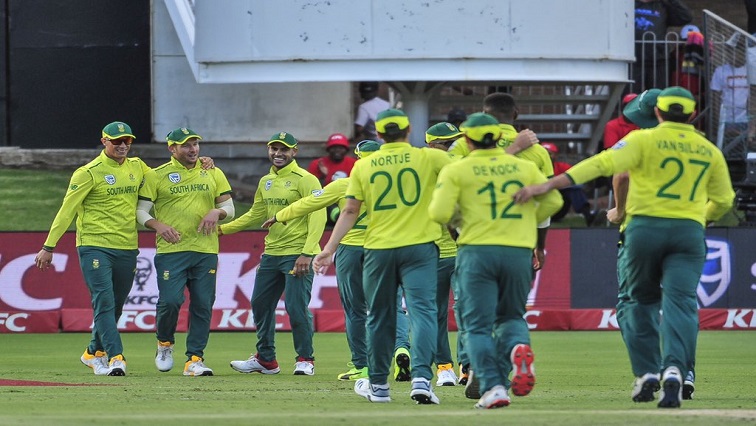 South Africa, Australia set for thrilling T20 decider at Newlands ...