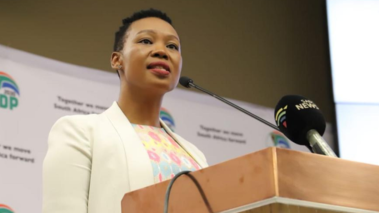 Minister Stella Ndabeni-Abrahams convened an urgent meeting with the Board and management on Tuesday night.