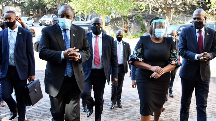 Politicians have been urged to lead by example by wearing their face masks properly when executing their duties.