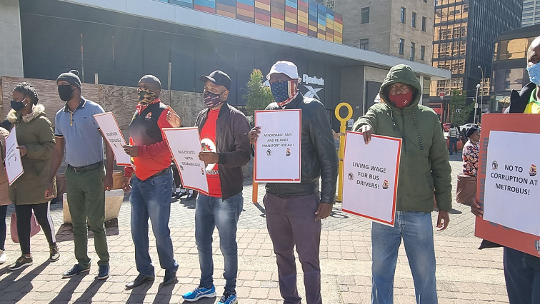 Metrobus workers are demanding an 18% salary increase.