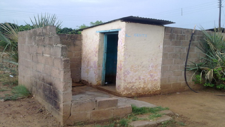 Earlier this year, Lubeko Mgandela from Luthuthu Junior Secondary school in Ugie in the Eastern Cape, offered an 11-year -old learner R200 to climb into the toilet to retrieve his cell phone
