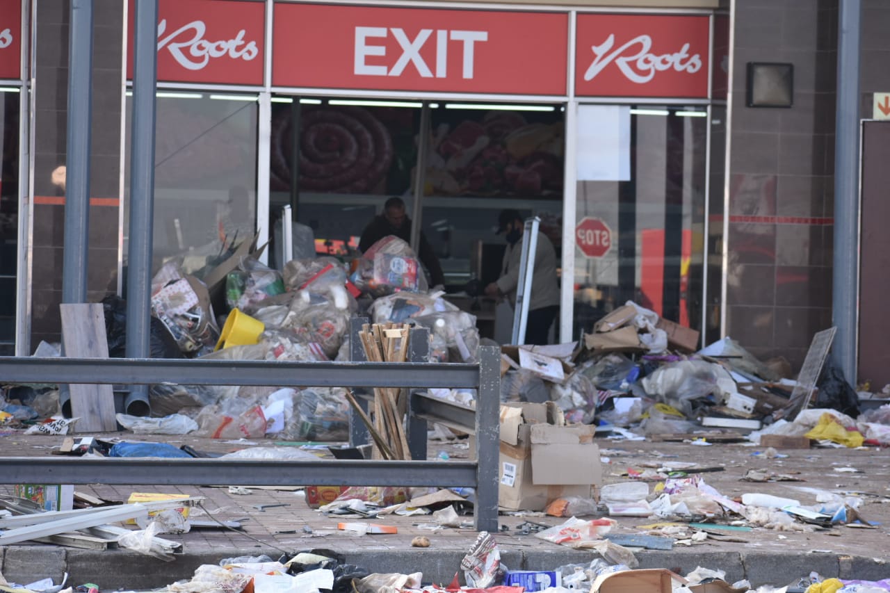 Shops vandalised and looted after violent protests in parts of Gauteng and KwaZulu-Natal.