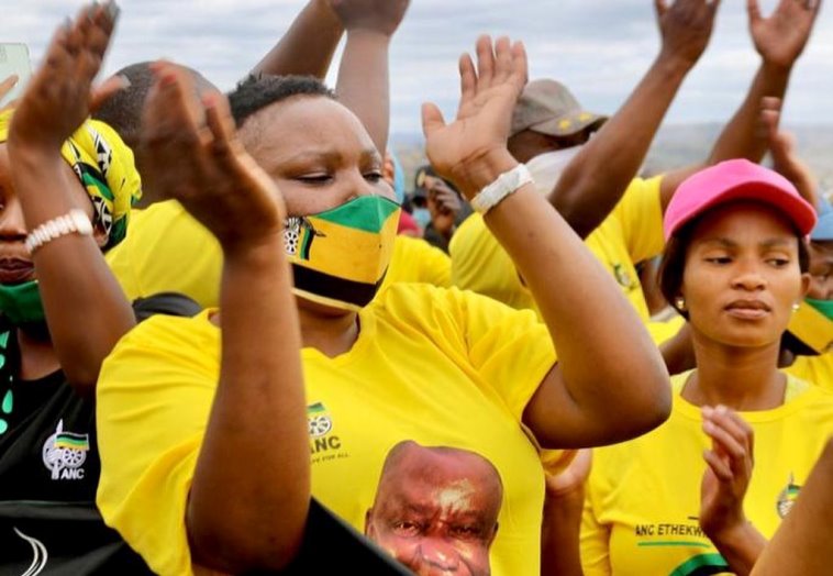 ANC supporters cheer during the party's election campaign in Umlazi, KZN (File Image)