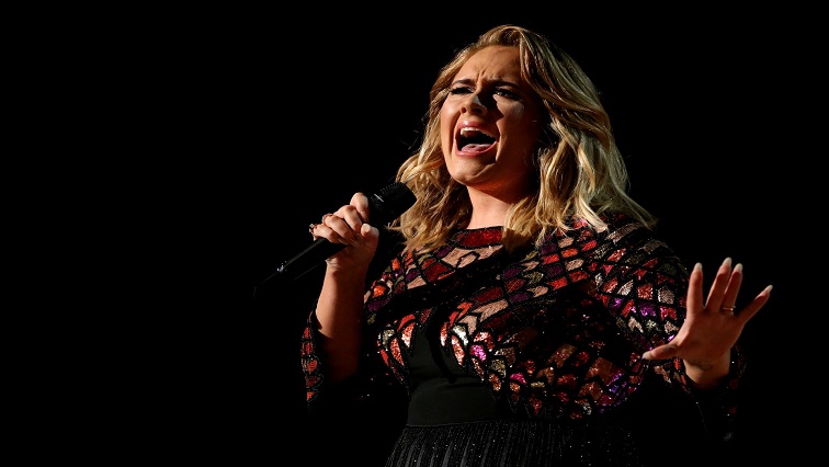 ‘Emotionally brilian’: penyanyi Adele merilis album baru ’30’ – SABC News