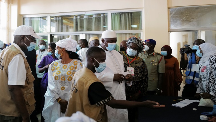 Rakyat Gambia memilih presiden menggunakan kelereng dalam ujian utama stabilitas – SABC News