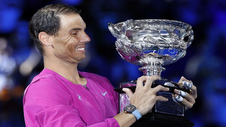 Nadal mengalahkan Medvedev dalam thriller lima set untuk memenangkan Australia Terbuka – SABC News