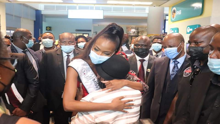 Miss SA, Lalela Mswane, seen embracing her grandmother on arrival at King Shaka International Airport.