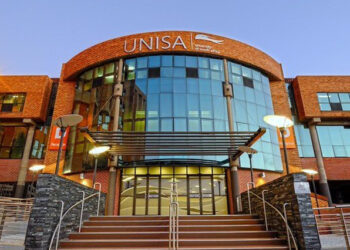 Entrance to the Unisa campus.