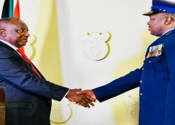 President Cyril Ramaphosa and Lieutenant General Sehlahle Fannie Masemola, the country’s new National Commissioner.
