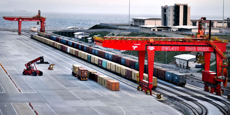 Transnet port with freight trains