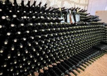 The group produces about 12 500 bottles of Allyu each year.