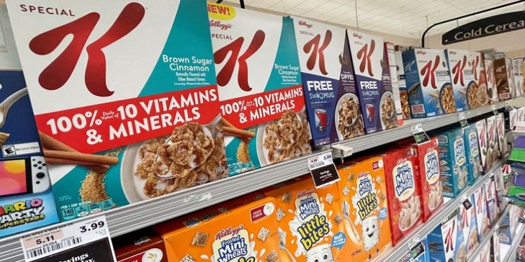 Kellogg's cold cereal products are pictured in a market after Kellogg Company announced it would split into three independent companies, in the latest U.S. corporate overhaul aimed at simplifying its structure and sharpening its focus on the snack business, in New York, U.S., June 21, 2022.