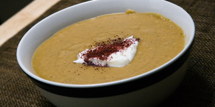 Creamy lentil soup.