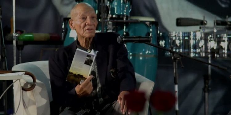 Donato Francesco Mattera has been lauded for the impact he made as a prolific poet, a celebrated journalist and one that was dedicated to South Africa's fight for freedom.
