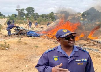 Thirty suspects arrested for illegal mining at the mining dump near the R28 road in Krugersdorp, bringing the total number to over 130 suspects that have been arrested since Province’s high level operations started on Friday, 29 July 2022.