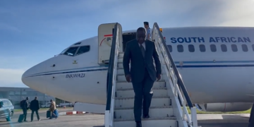 President 
Cyril Ramaphosa
arrives in London on 18 September 2022.