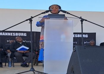 Mayor of Johannesburg, Mpho Phalatse took to the podium to address Sowetans at the Soweto Theatre- saying the job that the current multi-party government is a mammoth task which they do not take for granted as community of Soweto, is the 'heart' of the City and without a heart a body cannot live.