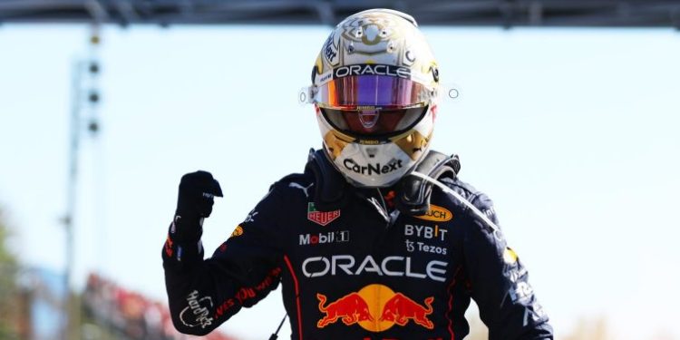 Red Bulls' Max Verstappen win his fifth consecutive race with put on hand on the Championship.