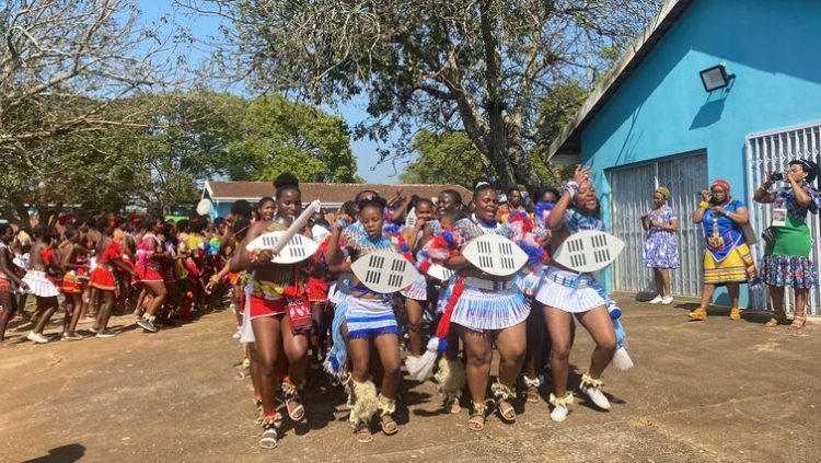 AmaZulu maidens sing during the annual Umkhosi Womhlanga or reed dance in KwaZulu-Natal, 3 September 2022.