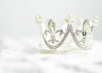 File Image: A beauty peagent crown.