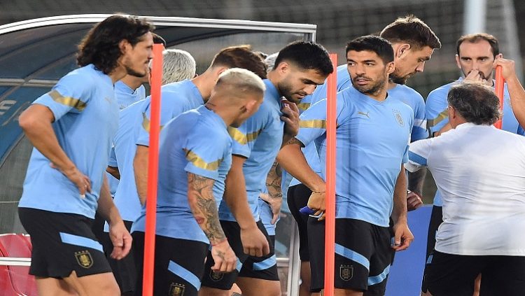 Uruguay's Luis Suarez and teammates during training.