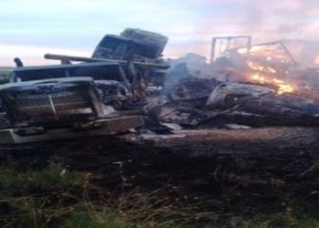 Two trucks crashed in N3 north toll road resulting in fire