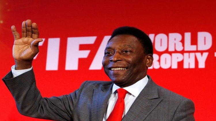 [File Photo] Brazilian soccer great Pele attends a news conference to present the FIFA World Cup global "Trophy Tour" in Paris March 10, 2014.