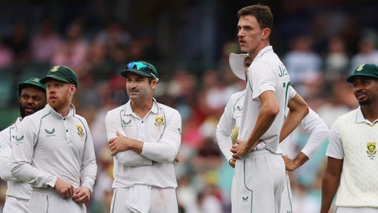 Proteas players during their third test against Australia at the Sydney Cricket Ground.