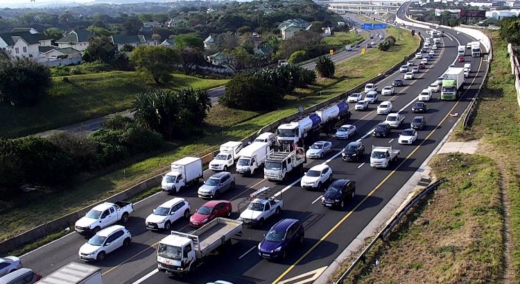 Das Verkehrsaufkommen auf der N4-Route nach Gauteng nimmt zu - SABC News