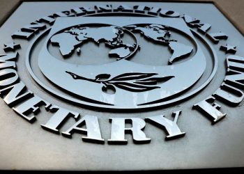 The International Monetary Fund (IMF) logo is seen outside the headquarters building in Washington, U.S., September 4, 2018. REUTERS/Yuri Gripas/File Photo