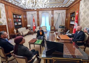 Tunisian president Kais Saied in a meeting with the Prime Minister, the Minister of Justice, and the Minister of the Interior discussing the need to provide for the needs of its citizens and challenges it faces economically  and socially.